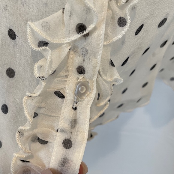 Bryan Emerson white with black polka dot ruffle Silk blouse medium - Picture 8 of 8